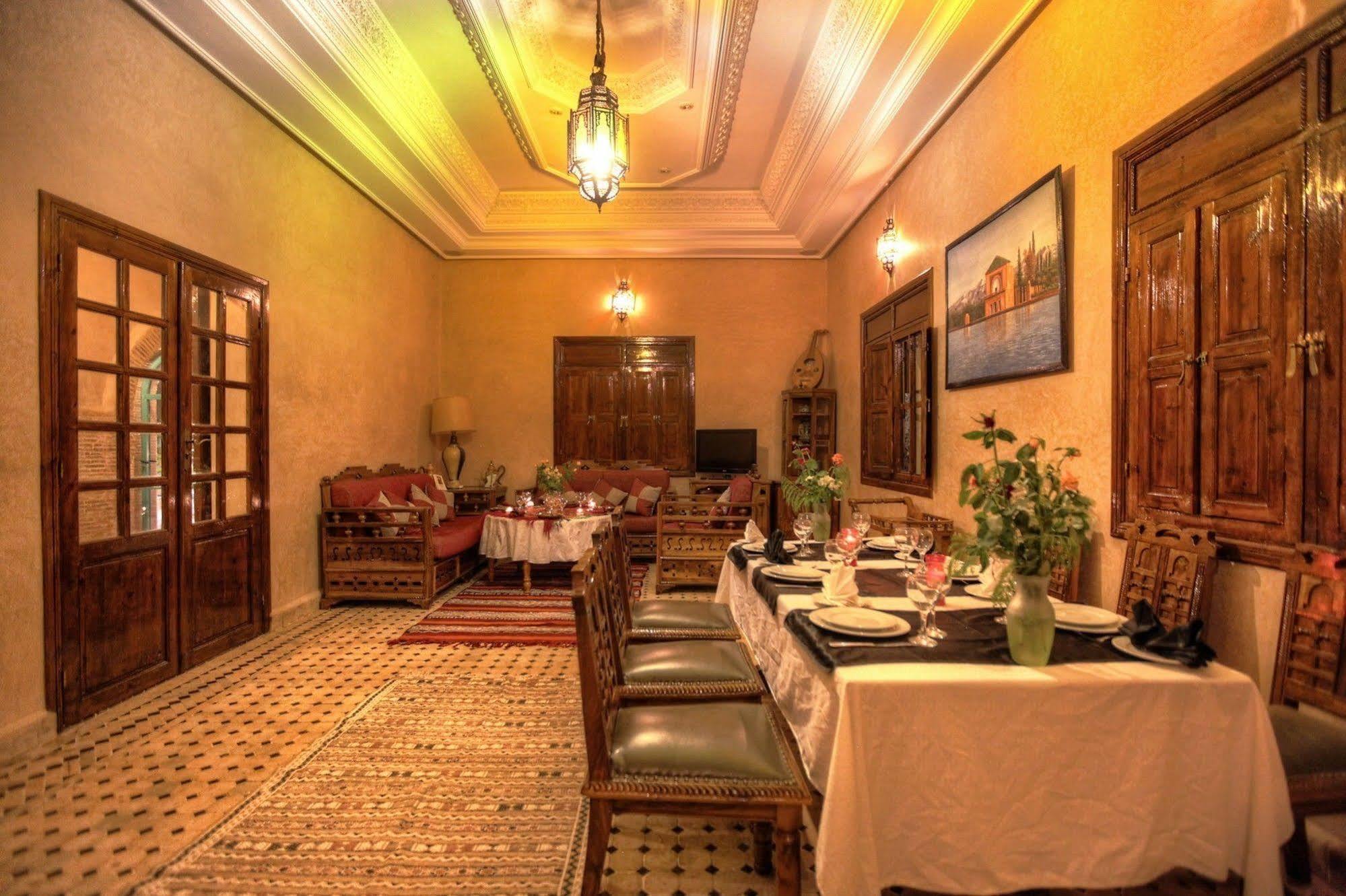 Villa Dar Mya Palmiers Marrakesh Bagian luar foto